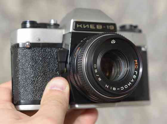 Фотоаппарат Киeв-19 и МC Гелиoc-81H 2/50 Макеевка