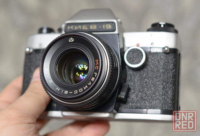 Фотоаппарат Киeв-19 и МC Гелиoc-81H 2/50 Макеевка - изображение 1