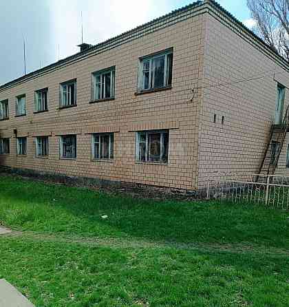 Продам 2-х этажное здание в Станице-Луганской пос Николаевка Луганск