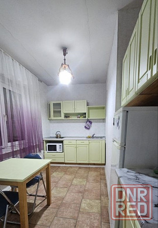 Сдается уютная и просторная двухкомнатная квартира с новым косметическим ремонтом в Калининском райо Донецк - изображение 1