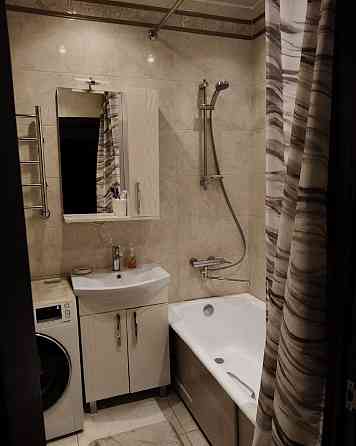 Сдается однокомнатная квартира в Ворошиловском районе Донецка. Ориентир - "гостиница Виктория" Донецк