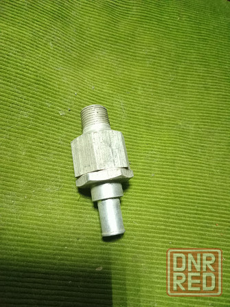 Продаю клапан на вакуум волга Донецк - изображение 1