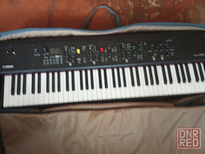 Продам сценическое пианино ямаха СР73 Донецк - изображение 1