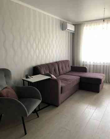 Сдаётся в Донецке двухкомнатная квартира в Калининском районе, ориентир Детская Областная больница. Донецк