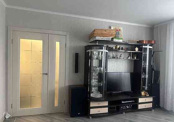 Сдается двухкомнатная квартира. Ленинский р-н. Площадь 54.0 м.кв. Ориентир Боссе Арена. Донецк