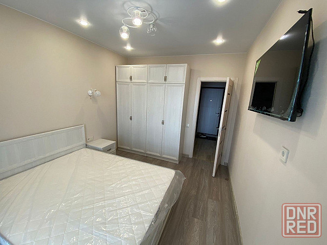 Сдаю однокомнатную квартиру в Ворошиловском районе Донецк - изображение 6