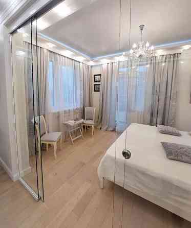 Сдаю двухкомнатную квартиру в Ворошиловском районе "Диск" на Маяковского. Донецк