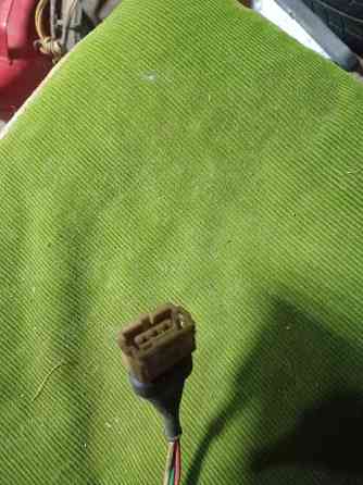 Продаю разъём на трамблёр на ваз,электронное зажигание Донецк