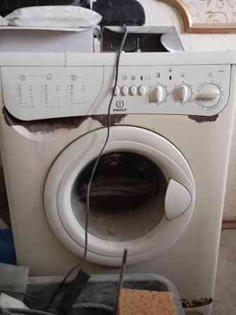 Продам стиральную машину Макеевка