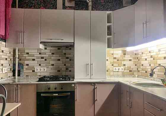 Срочная сдача двухкомнатной квартиры по адресу Калининский район, ул. Овнатаняна. Донецк