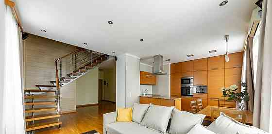 Сдаётся чистая уютная 4-комнатная квартира в Ленинском районе, улица Речная. Донецк