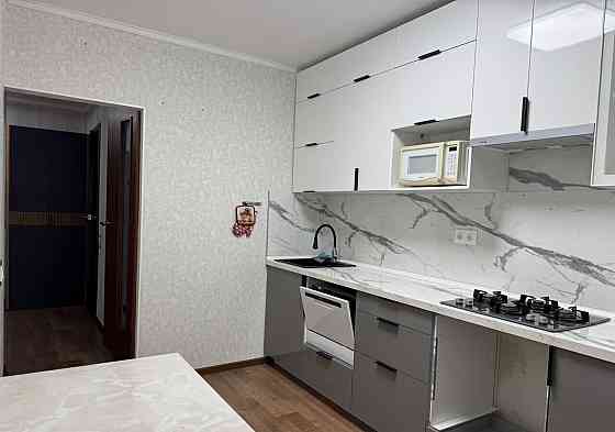 Сдаю однокомнатную квартиру 38.0 м² этаж 9/9 город Донецк, Киевский район, улица Челюскинцев Донецк