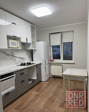 Сдаю однокомнатную квартиру 38.0 м² этаж 9/9 город Донецк, Киевский район, улица Челюскинцев Донецк - изображение 3