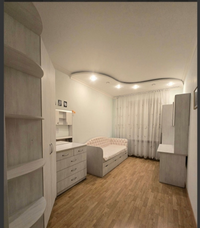 Продажа трехкомнатной квартиры на 25-летия ркка Донецк