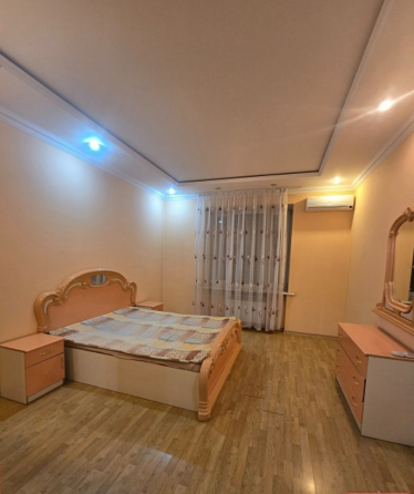 Продажа трехкомнатной квартиры на 25-летия ркка Донецк