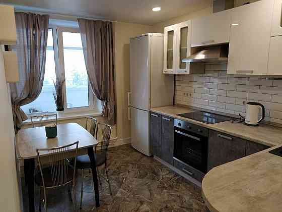 Сдам Двухкомнатную квартиру на оцкб Донецк