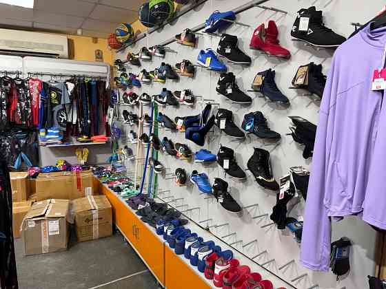 Оборудование торговое - для магазина Одежда, Обувь Донецк