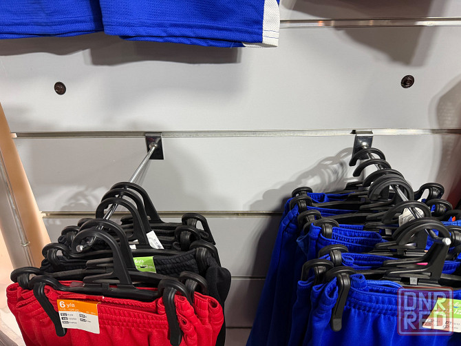 Оборудование торговое - для магазина Одежда, Обувь Донецк - изображение 6