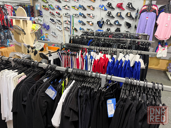 Оборудование торговое - для магазина Одежда, Обувь Донецк - изображение 5