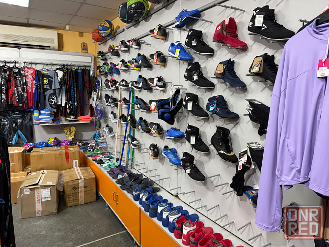 Оборудование торговое - для магазина Одежда, Обувь Донецк - изображение 1