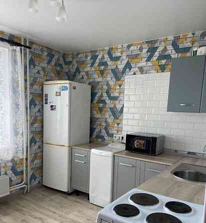 Сдается однокомнатная квартира в Калининском районе (ориентир магазин Молдова). Этаж: 3 из 5. Донецк