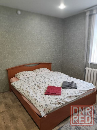 Сдаётся небольшая студия с дизайнерским ремонтом. Площадь 24 квадратных метра. Донецк - изображение 1