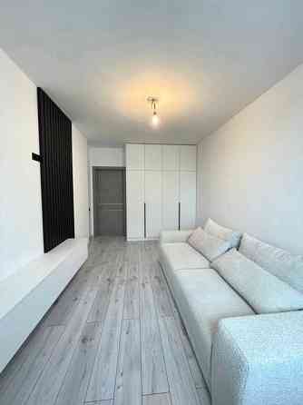 Сдается двухкомнатная квартира в Киевском районе, Университетская улица, 93. Ориентир "Донецк Сити", Донецк