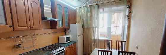 Сдается уютная двухкомнатная квартира в Буденовском районе на Караване, квартира хорошая, теплая. Донецк