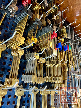 Изготовление ключей Торез Торез - изображение 2