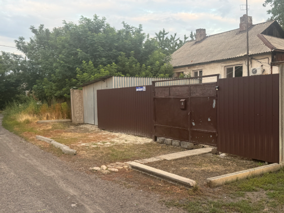 Срочная продажа 2- х комнатной квартиры на земле Донецк