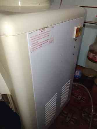 Кулер для воды с холодильником Донецк