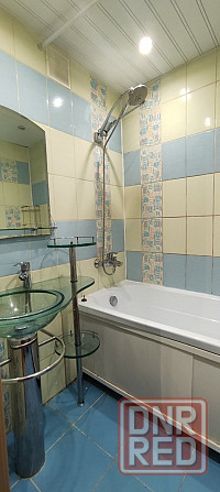 Сдам квартиру на длительный срок. Киевский район Донецка!Находится на ул. Батищева. Донецк - изображение 2