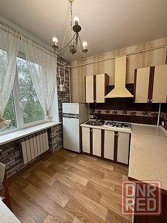 Сдам в аренду комфортную 1-комнатную квартиру Калининский р-н, ДоБ Кухня удобная и функциональная, Донецк - изображение 2