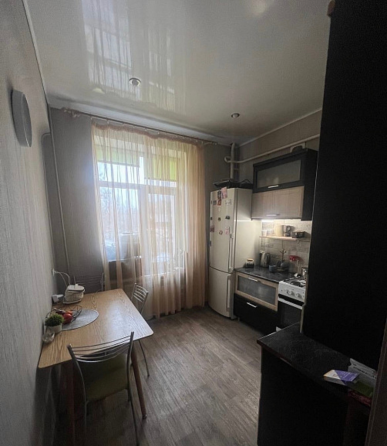 Продажа 2-х комнатной квартиры Макеевка, Центр, ул.Ленина/ул.Московская, ор-р кафе Арлекино Макеевка