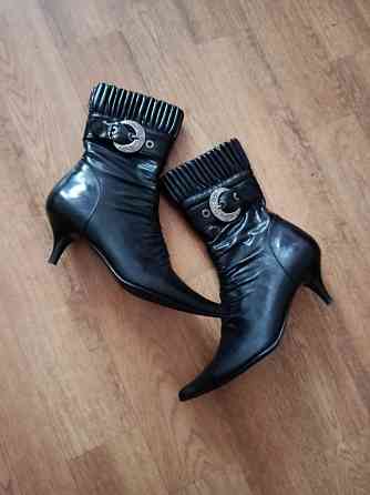 Сапожки лак Макеевка