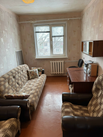 Продам 3к кв кв-л Гвардейский Макеевка