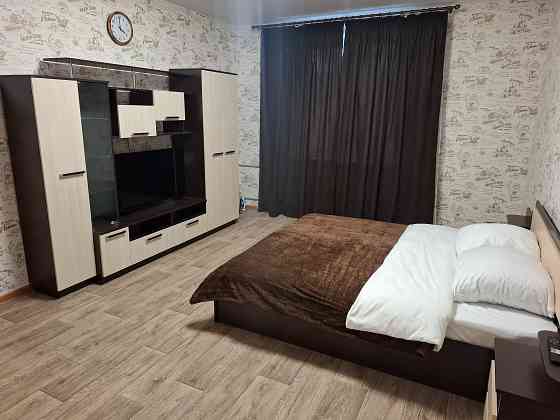 Квартира посуточно, двухкомнатная, вода 24/7 Донецк