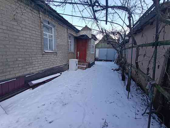 Продам добротный кирпичный дом с газом в Макеевке( ш- та Бажанова) Макеевка