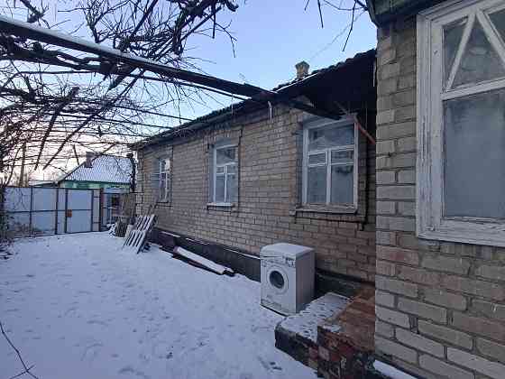 Продам добротный кирпичный дом с газом в Макеевке( ш- та Бажанова) Макеевка