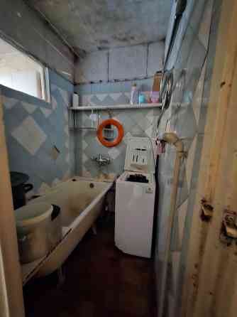 Продам 3 км,кв,Кирова, стоматология Донецк