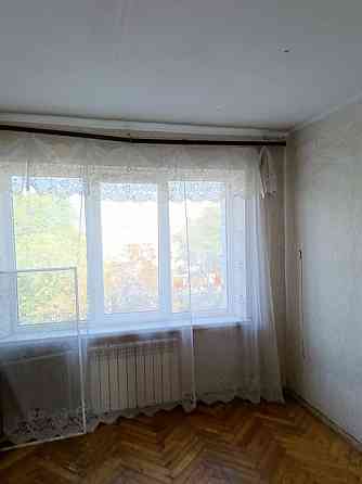 Продаётся 2 х комнатная квартира  в Орджоникидзевском районе по улице Владимирской,рядом с ош10 Мариуполь