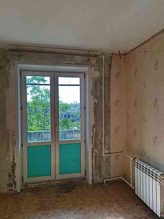 Продаётся 2 х комнатная квартира  в Орджоникидзевском районе по улице Владимирской,рядом с ош10 Мариуполь