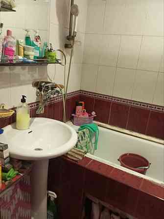 3 к кв, мкрн. Текстильщик, школа 30 Донецк