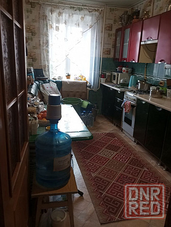 3 к кв, мкрн. Текстильщик, школа 30 Донецк - изображение 2