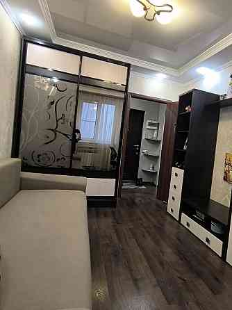 зеленый шикарная квартира Макеевка