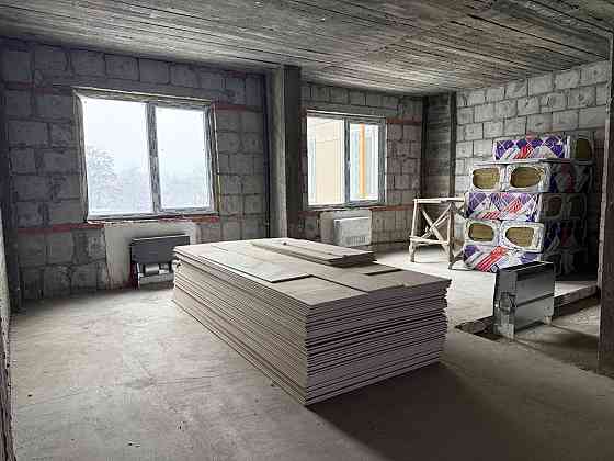 2 комнатная квартира Строителей 108 а Мариуполь