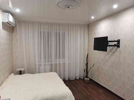 продается 2 к. кв. в Калининском р-не (ор-р Калининский рынок). Донецк