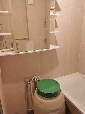 продается 2 к. кв. в Калининском р-не (ор-р Калининский рынок). Донецк