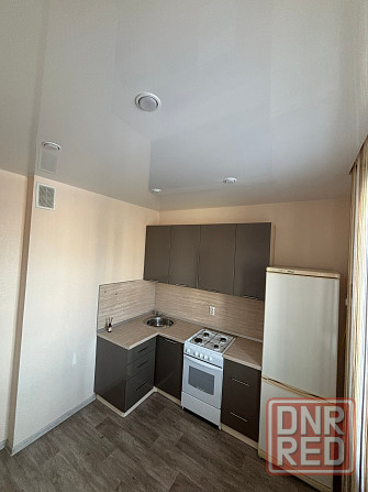 Сдаю 1 комнатную квартиру в Ленинском р-не, Ленинский проспект Донецк - изображение 1