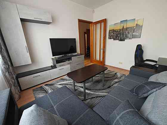 2х.комн.Сталинка центр Артема,8млн, руб Донецк